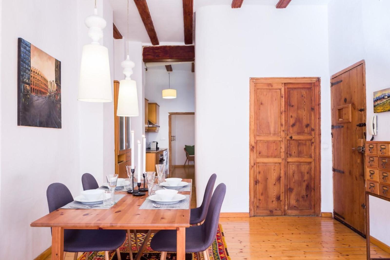 Old Town Plaza Negrito By Nomad Host Apartment Valencia Exterior photo